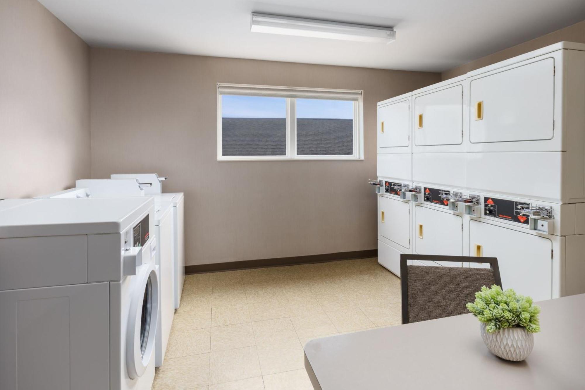 Residence Inn Boston Franklin Bagian luar foto