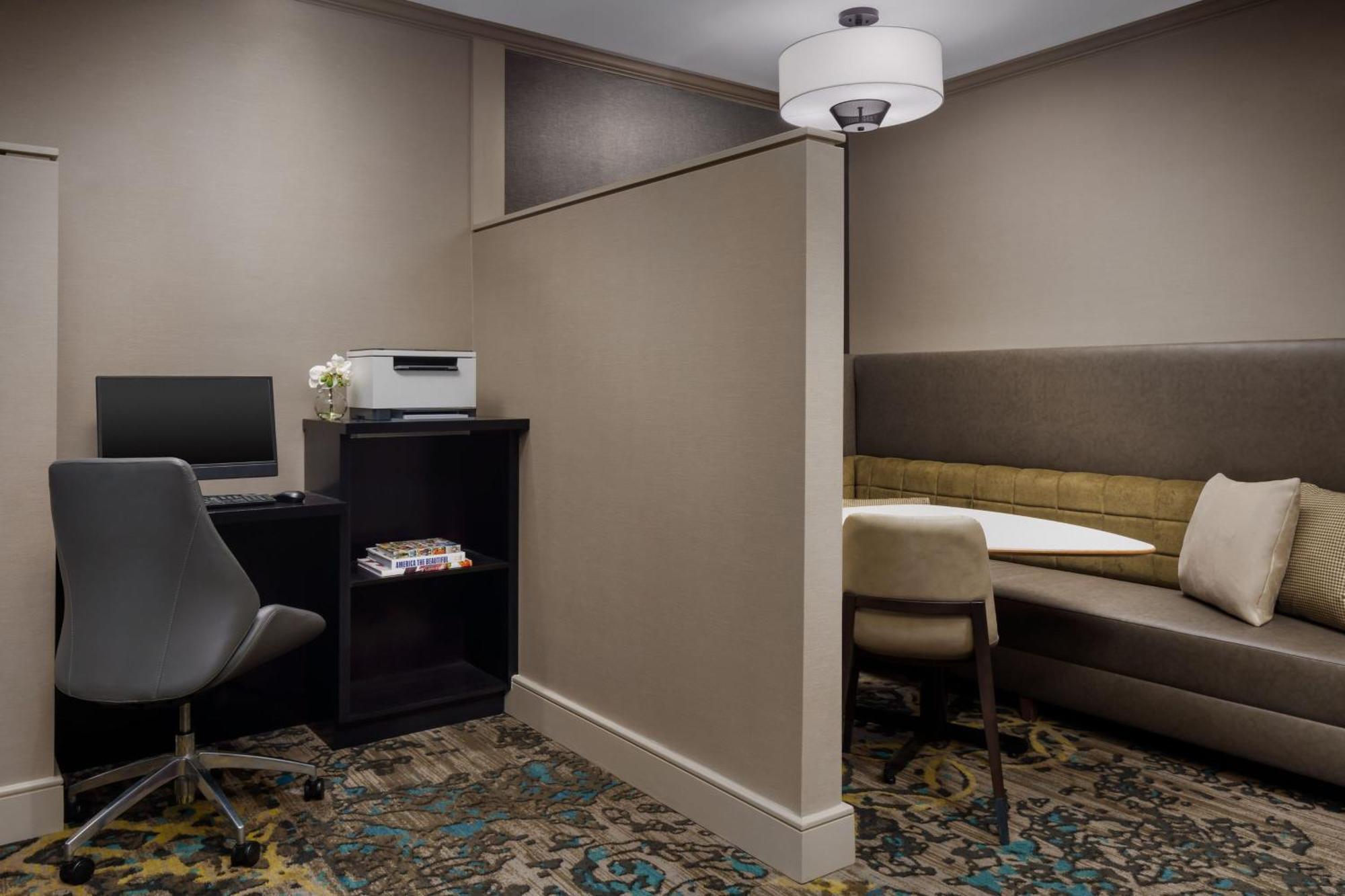 Residence Inn Boston Franklin Bagian luar foto
